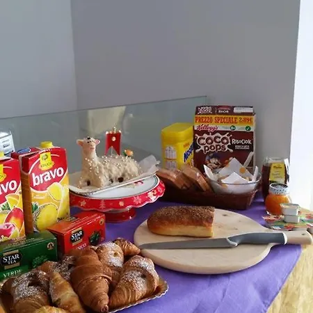 Bed & Breakfast Casa Natia 3*